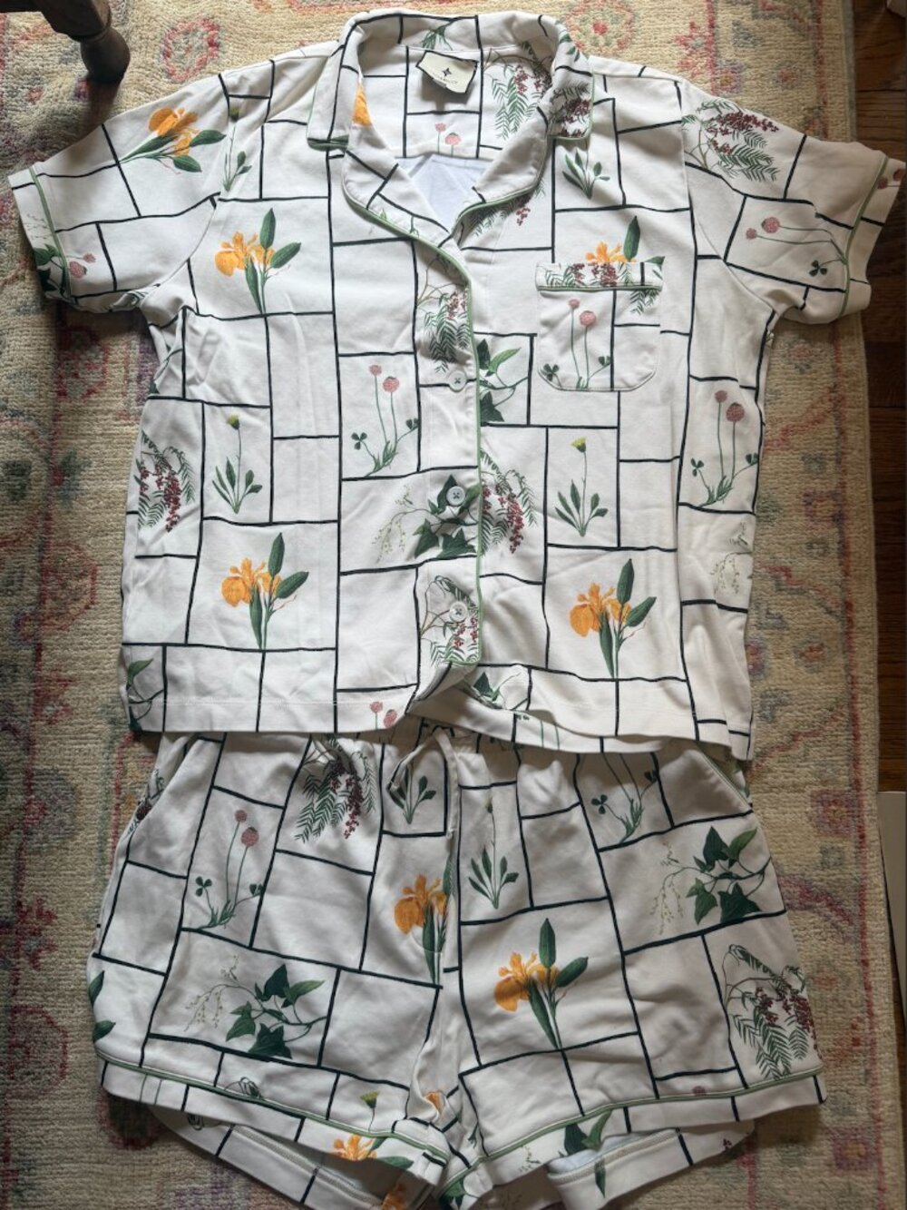 Tuckernuck Botanical Print Short Sleeve Pajama Set Size Medium